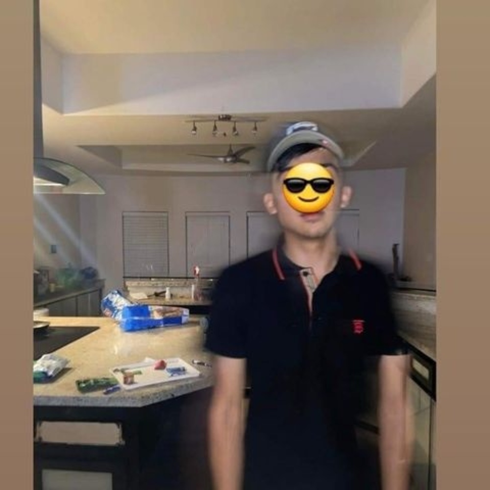 Meet your Posher, Alex